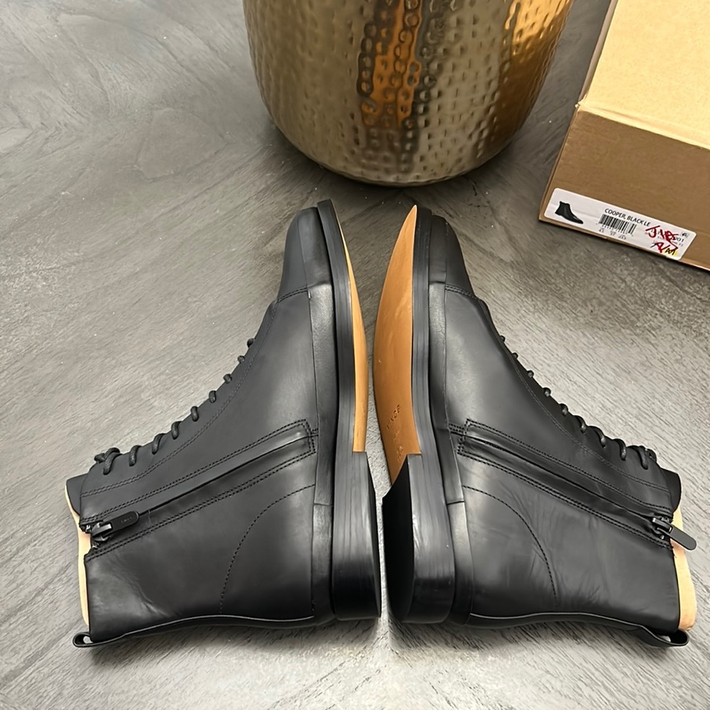 VINCE Cooper Water-resistant leather Boot - Picture 6 of 9